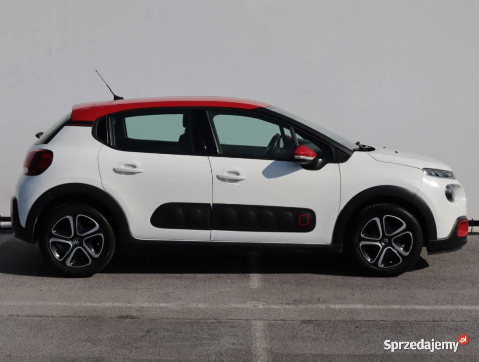 Citroen C3 12 PureTech elektryczne szyby lubelskie sprzedam