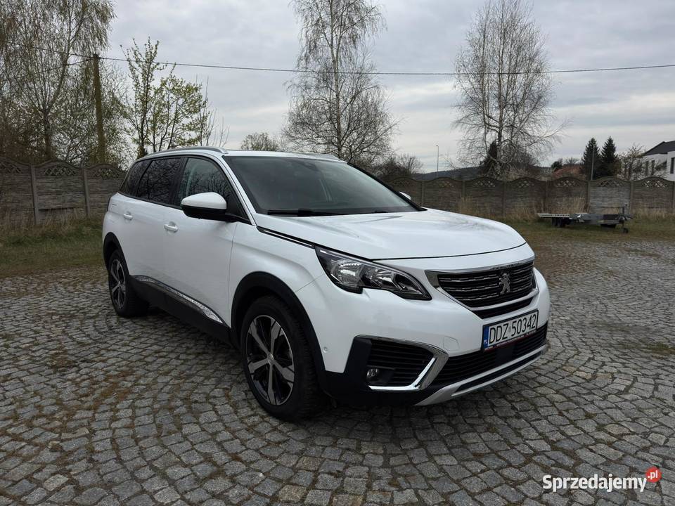 PEUGEOT 5008 12 PureTech Allure SS EAT8 130 benzyna Bielawa sprzedam