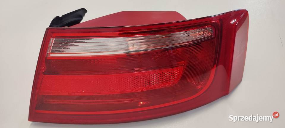 AUDI A5 8T LAMPA PRAWY TYŁ 8T0945096 sprzedam