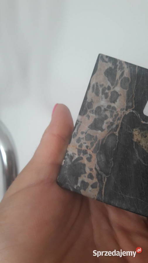 Metalowy ptak z kamykiem 21 metaloplastyka Radom