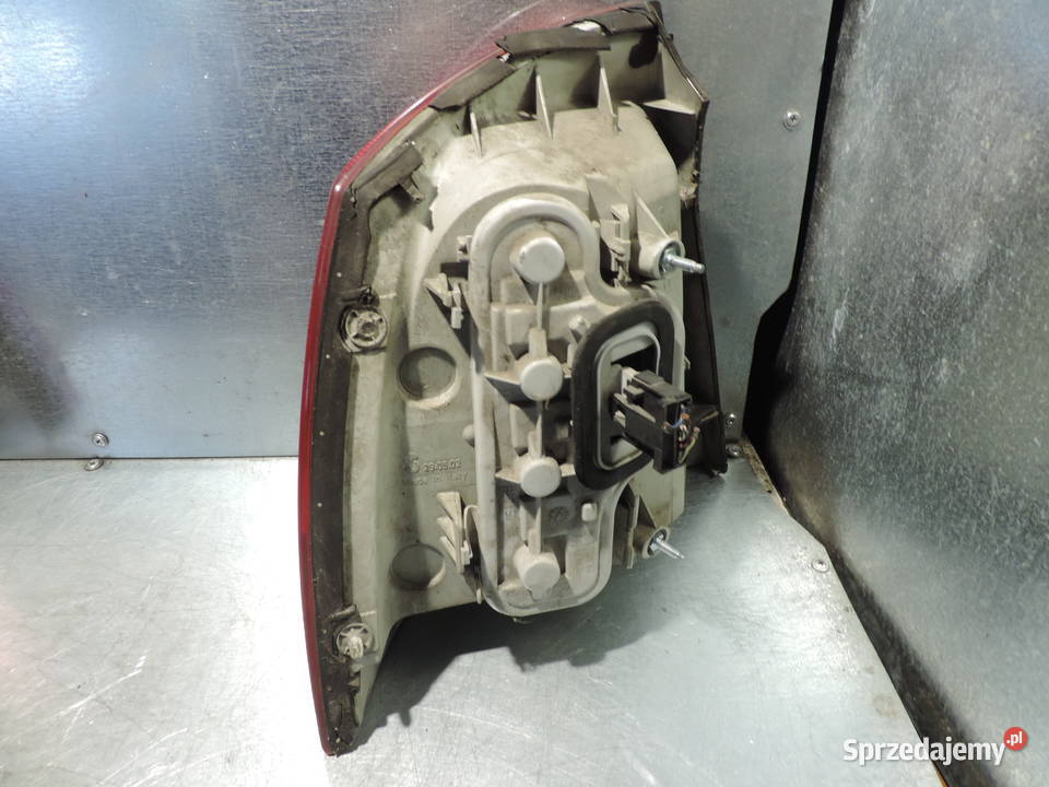 LAMPA TYŁ PRAWA OPEL ASTRA II G 2 HB małopolskie Nowy Sącz sprzedam