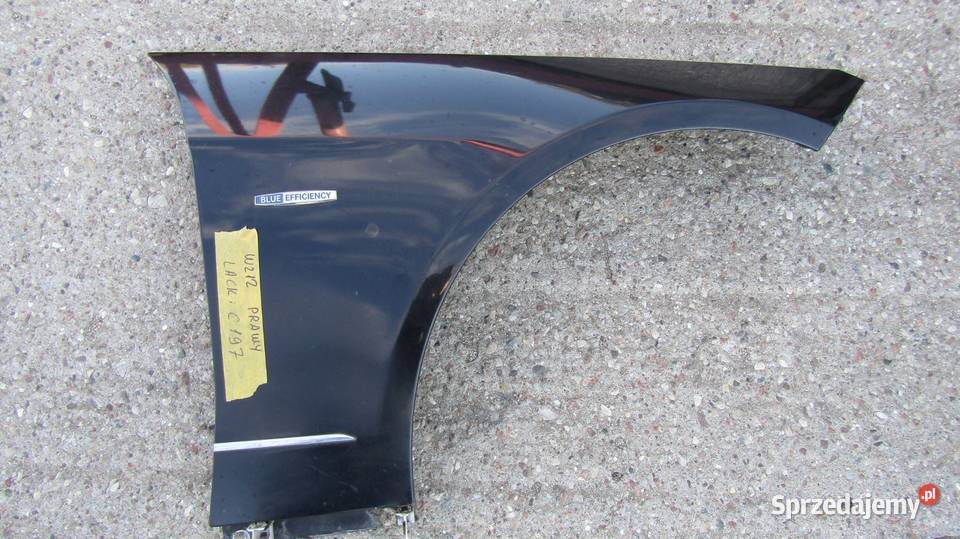 Błotnik przedni prawy Mercedes W212 S212 Rok produkcji 2009 sprzedam