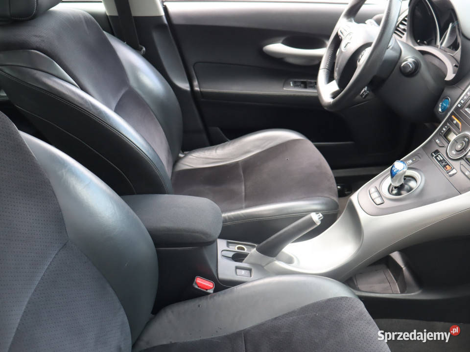 Toyota Auris Hybrid reflektory ksenonowe Auris sprzedam
