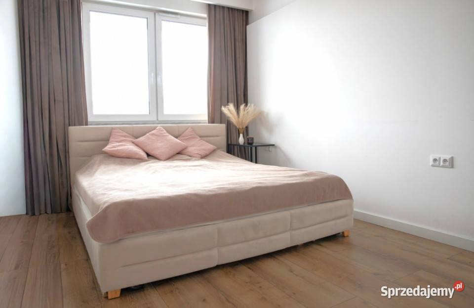 3Pokoje WindaBalkon Klimatyzacja Ciche Miejsce Piętro 4