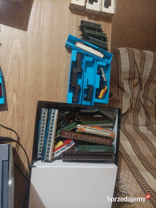 Duży zestaw kolejek N Antyki Borów sprzedam