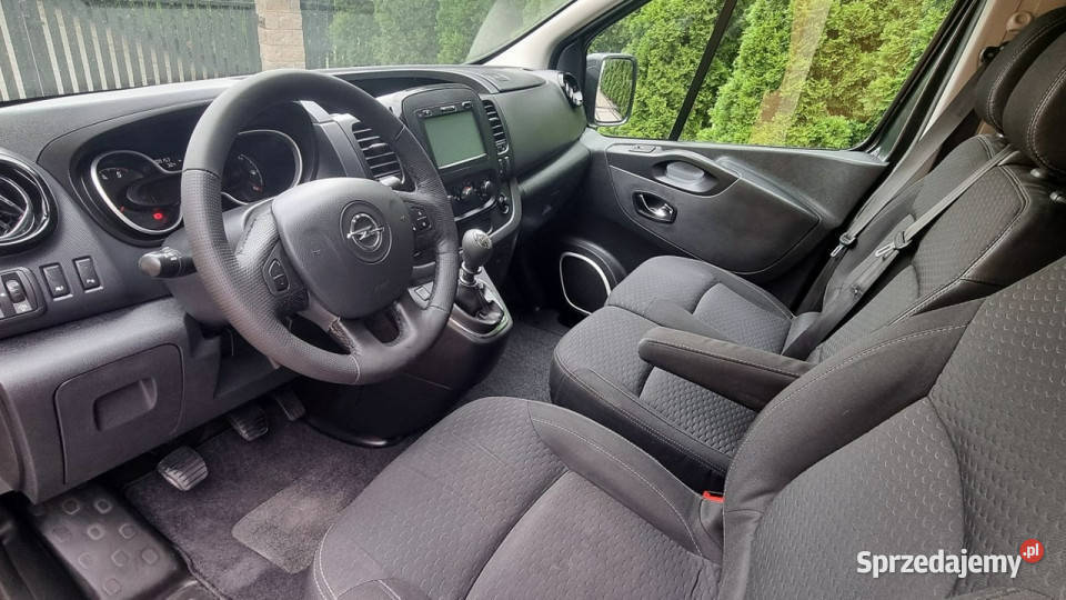Opel Vivaro 9 Osób Navi Led 125 GWARANCJA Zakup isofix mazowieckie Płońsk