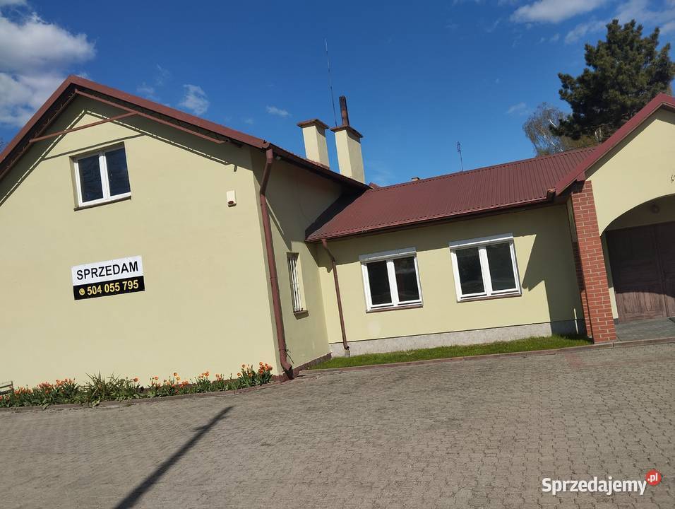 Budynek handlowousługowy Różyny sprzedam