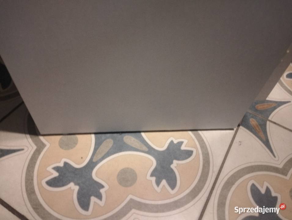 Sprzedam szafkę łazienkowa białą pomorskie Chojnice