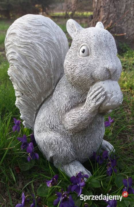 Wiewiórka figurka betonowa ozdoba do domu i do ogrodu