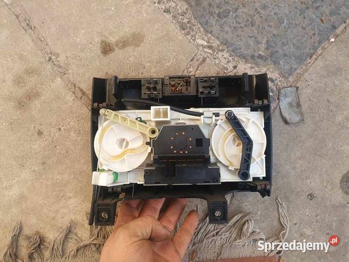 Przełącznik włącznik grzania fotela Opel zafira Kraków