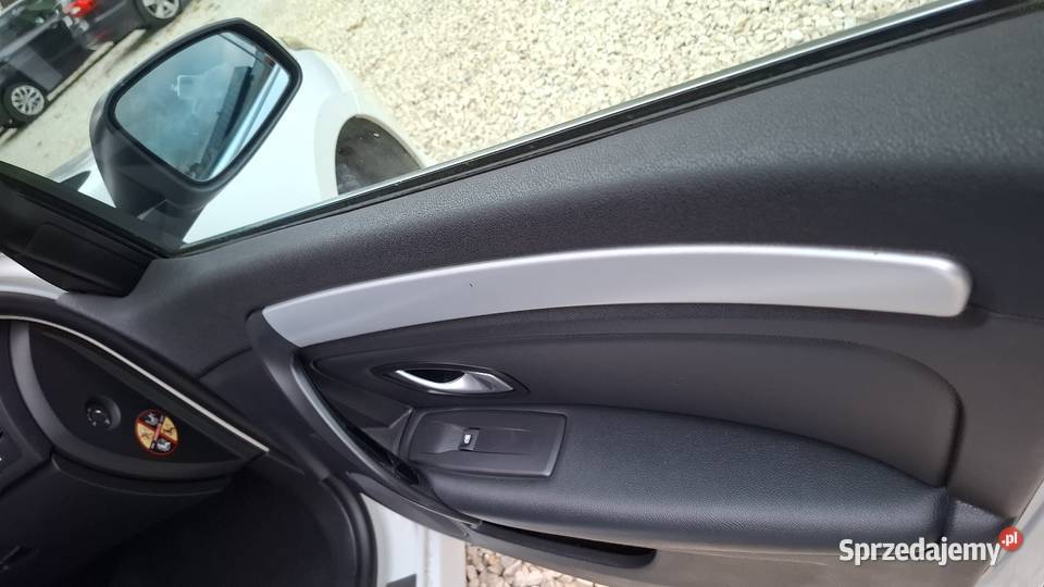 Renault LAGUNA 20 BENZYNA nieuszkodzony Grodzisk Mazowiecki