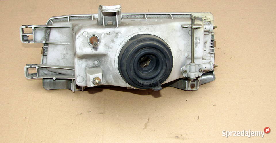 LAMPA PRZEDNAI PRAWA TOYOTA COROLLA E9 8793 Mysłaków