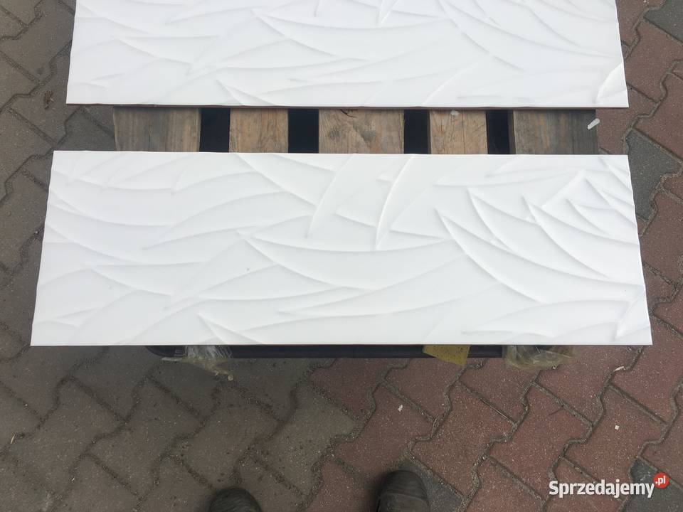 Glazura płytka ścienna ice rihn mate 30x90 firmy Płytki ścienne Reguły