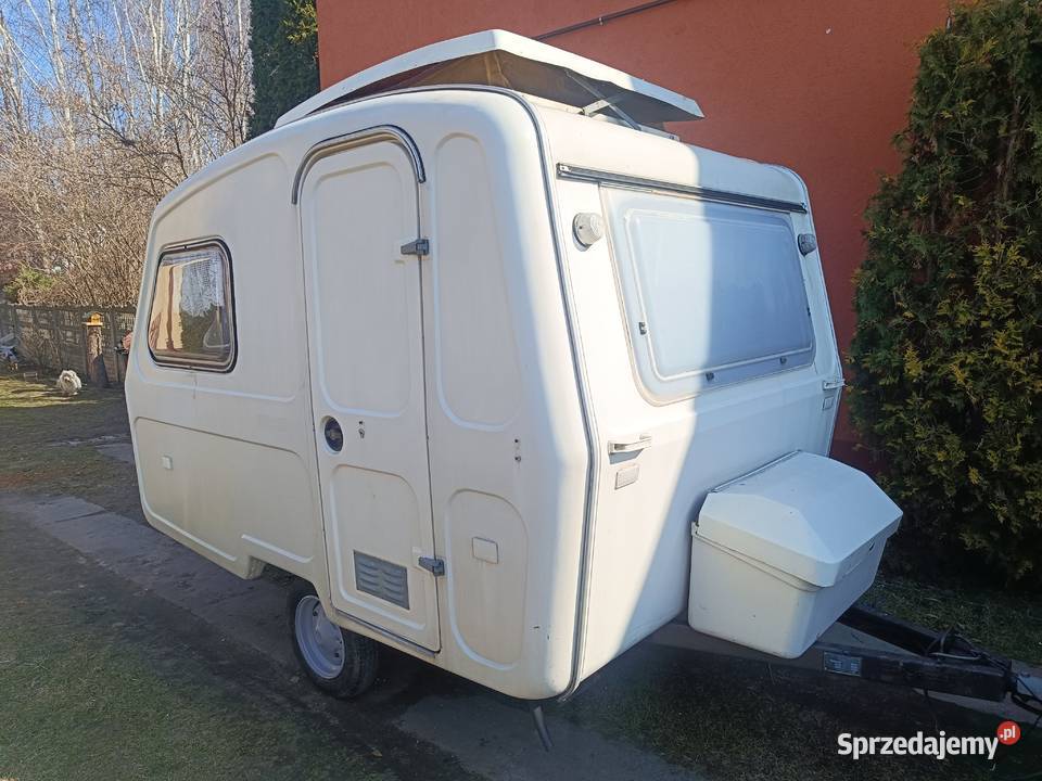Przyczepka kempingową Niewiadów N126 resor Stryków