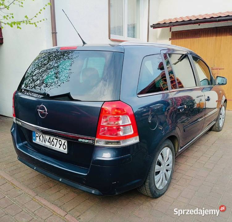 16 115 LPG COSMO 7 osobowy stan garażowany 1 garażowany Tuliszków