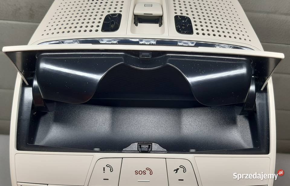 LAMPKA OŚWIETLENIE KABINY MERCEDES W205 C350 osobowe Mielęcin
