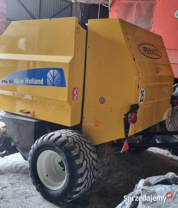 Prasa Rolujaca Holland BR 6090 Pierwszy New Holland Opoczno