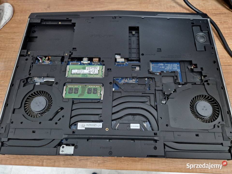 Dell Alienware R4 GTX 1080 8gb TGP 150watt WiFi