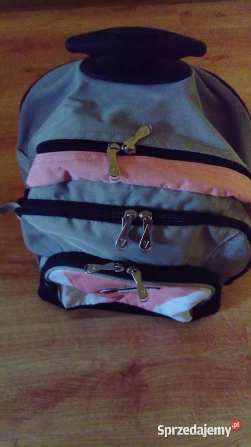 Sprzedam plecak szkolny na kółkach