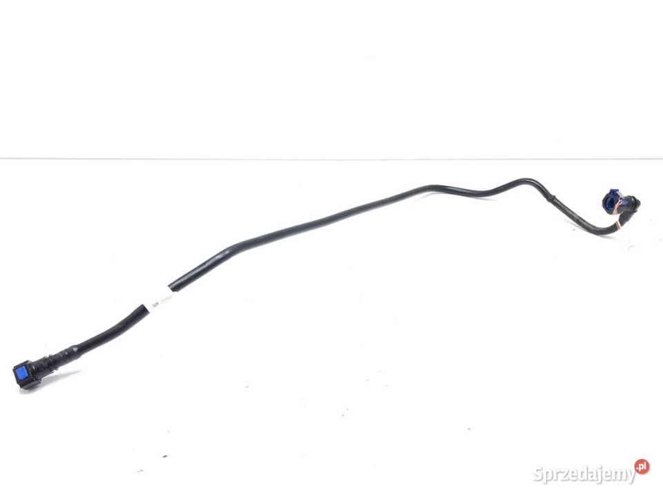 PRZEWÓD PŁYNU CHŁODZĄCEGO MERCEDES GLE
