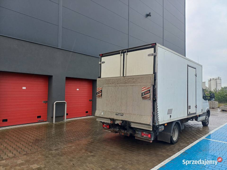 Usługi transportowe Swarzędz Auto z windą Przeprowadzki