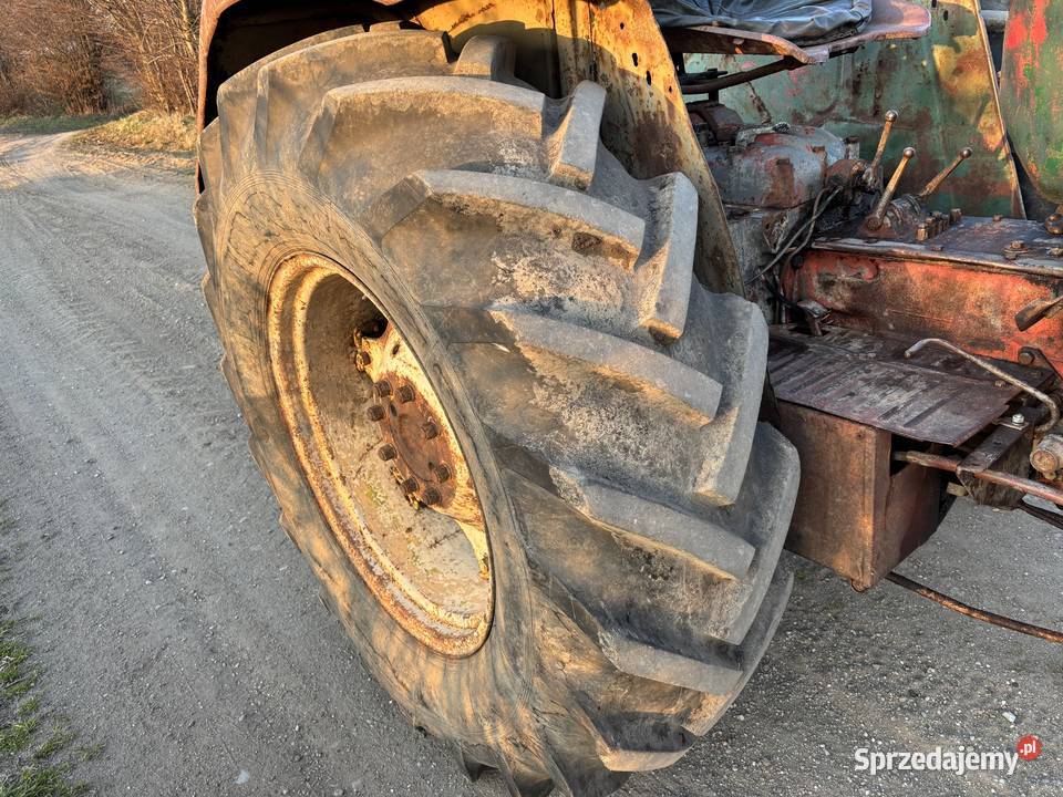 Ursus 4011 z silnikiem 3p Ursus Ciągniki pomorskie Prabuty