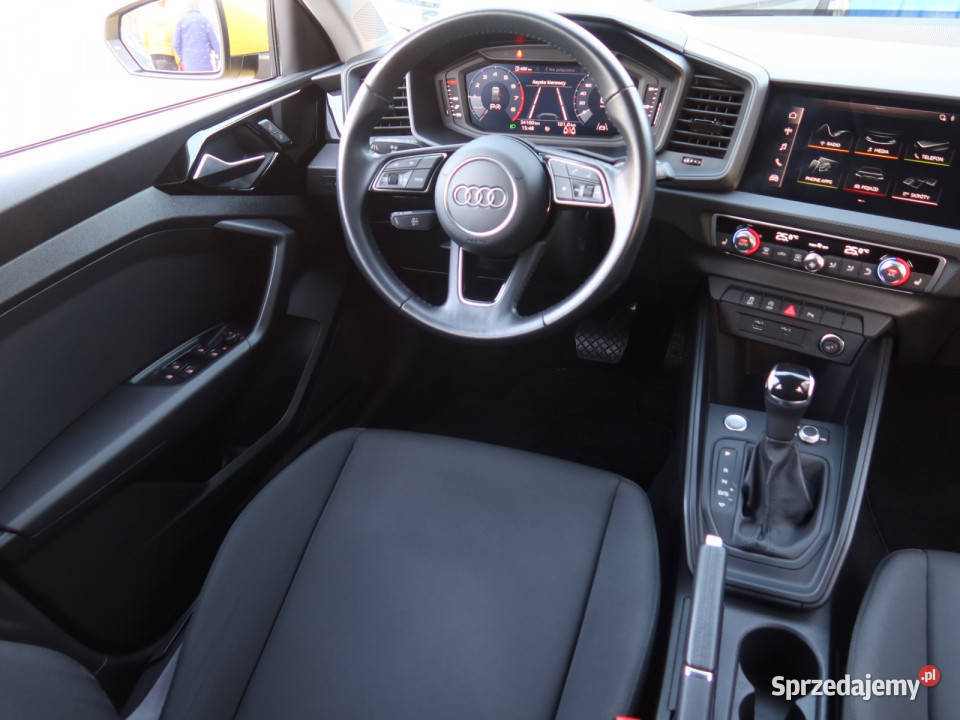 Audi A1 30 TFSI światła LED A1 śląskie Katowice