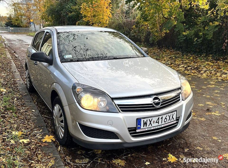 Opel Astra H 16 benzyna bezwypadkowa polski Łódź