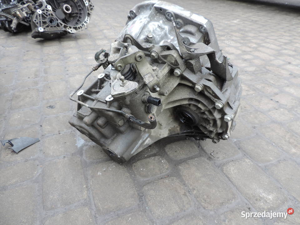 SKRZYNIA BIEGÓW RENAULT MEGANE II 20 16V ND0 014 Rok produkcji 2006 Skrzynie biegów manualne sprzedam