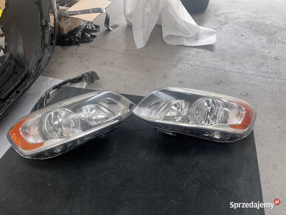Reflektory Volvo XC60 halogen 2013 USA Lublin sprzedam