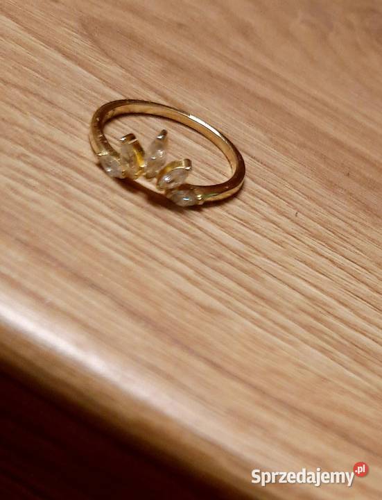 Nowy srebrny złocony pierścionek z cyrkoniami Gdańsk
