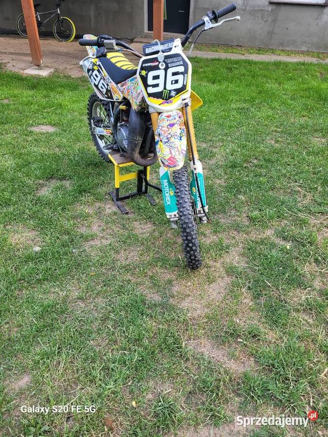 Suzuki RM85L cross