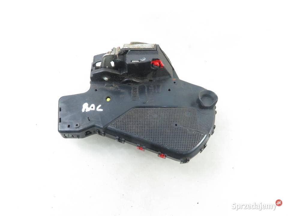 ZAMEK KLAPY TOYOTA RAV 4 III