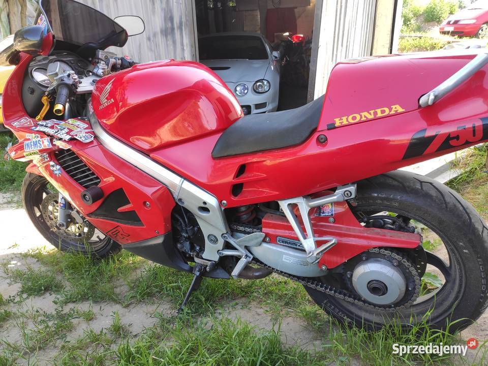 Honda vfr 750 rc2 sportowy