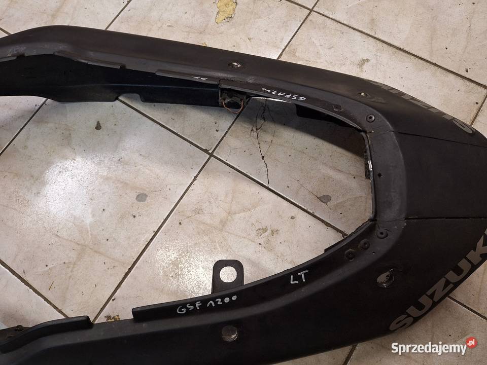 Suzuki GSF 1200 ogon gsf1200 owiewki tył boczki