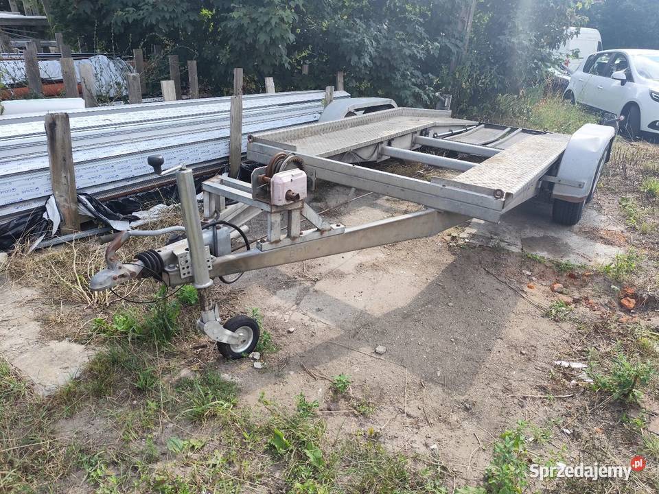 Sprzedam lawetę sprowadzona Lawety