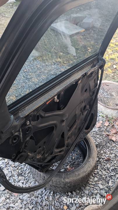 Drzwi Audi A4 B6 lakier LY9B Jabłonka sprzedam