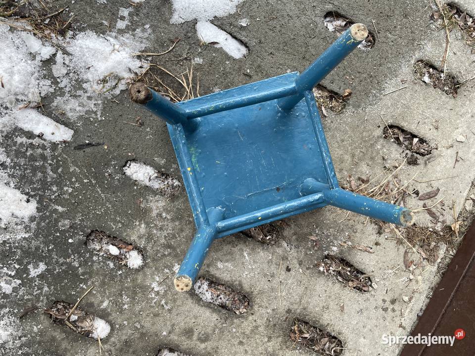 stary drewniany taboret mały Pruszcz Gdański sprzedam