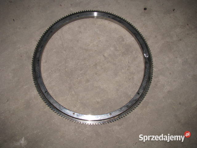 T130T130STALINIEC piasta sprzęgła części nie Motoryzacja Wierzbówka