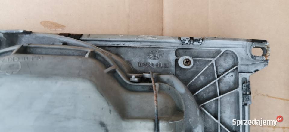 Lampa przednia lewa Mercedes W123 W 124