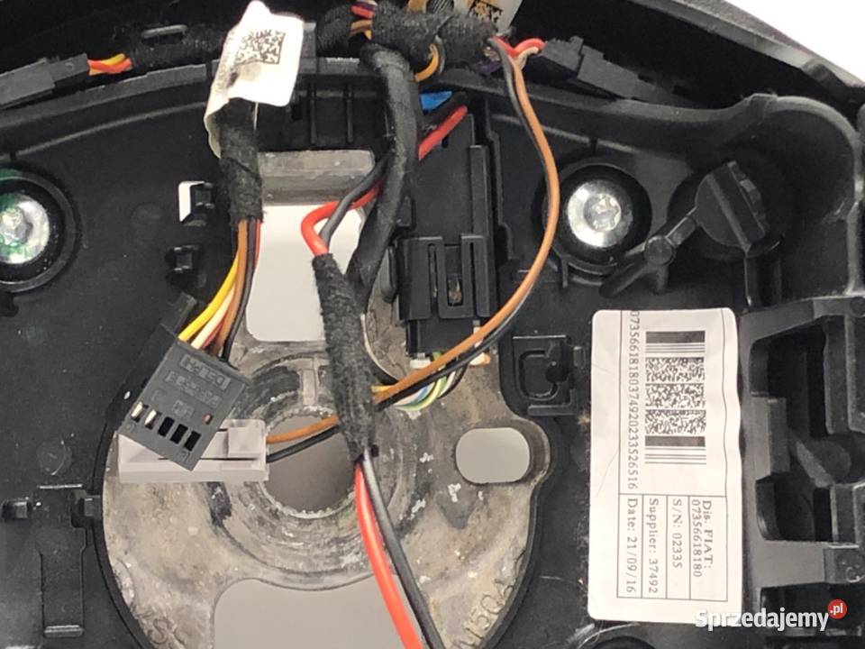 KIEROWNICA FIAT 500X Kierownice