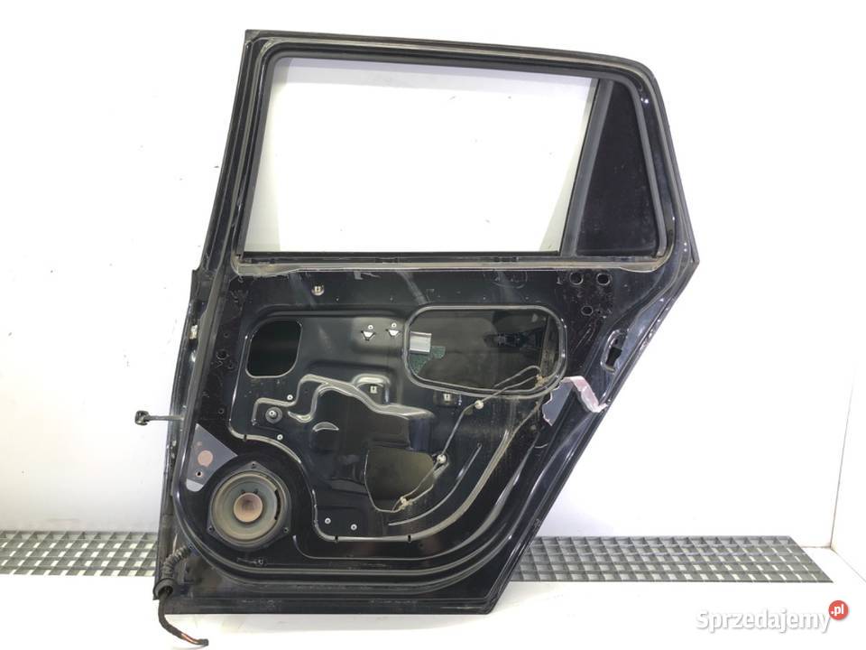 DRZWI PRAWY TYŁ OPEL ASTRA H Kombi 0414 sprzedam