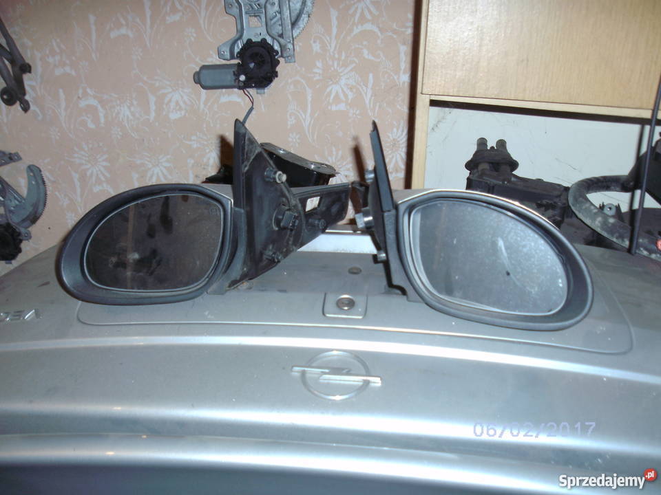 Lusterka zewnętrzne Opel Vectra B 2001r Wola sprzedam