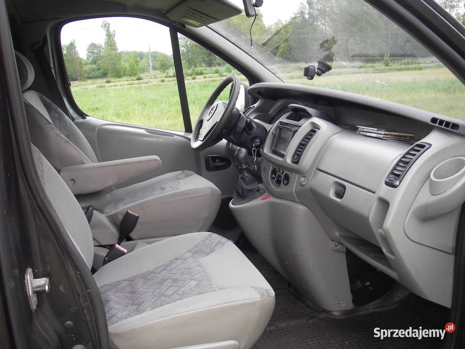Opel Vivaro Trafic 25 DTI 6cio osobowa LONG wspomaganie kierownicy Opel Brok