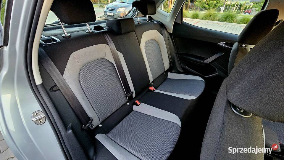 SEAT IBIZA V 6F 16 TDI 95 Navi Klima Led Alu 15 Szarów