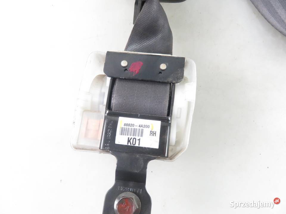 PAS PRAWY PRZEDNI HYUNDAI H1 888204A200