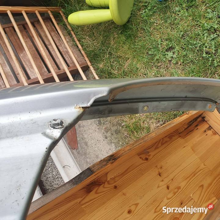 Błotnik lewy 42626 Volvo s60 v70 II 00 srebrny osobowe Kraków