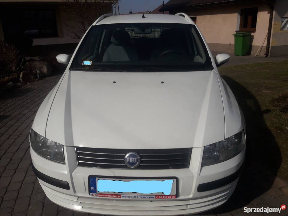 Biały Fiat Stilo na dojazdy do pracy Kolbuszowa
