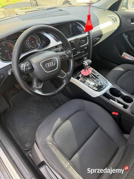 Sprzedam Audi A4 B8