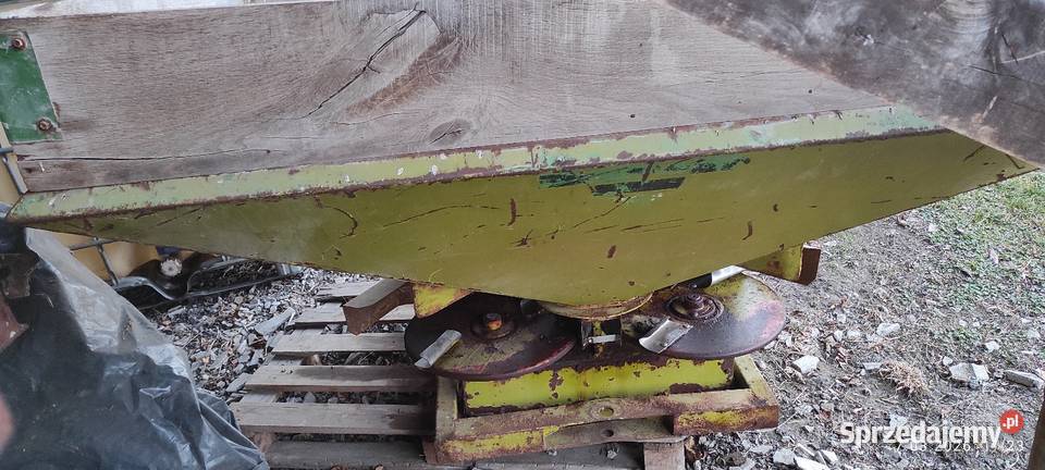 Rozsiewacz do nawozu Rozsiewacze nawozów Ćwików